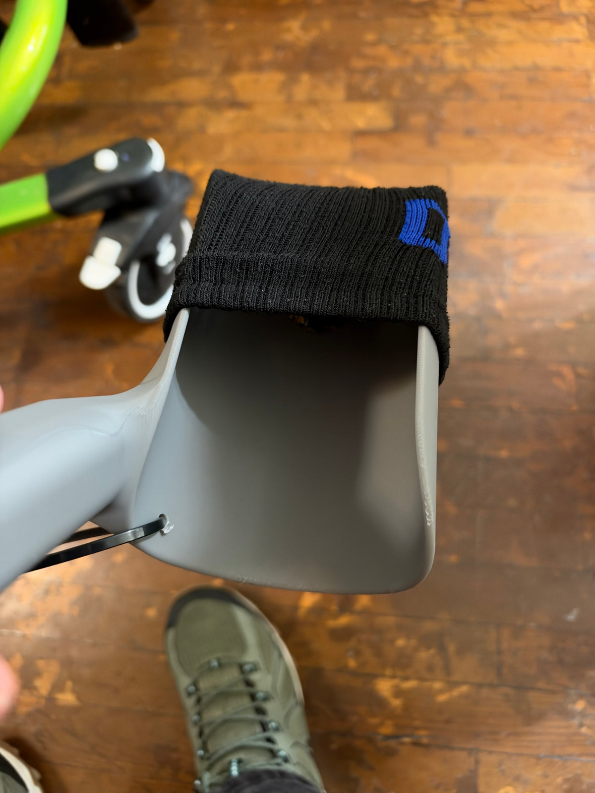 Sock assist handle left hand
