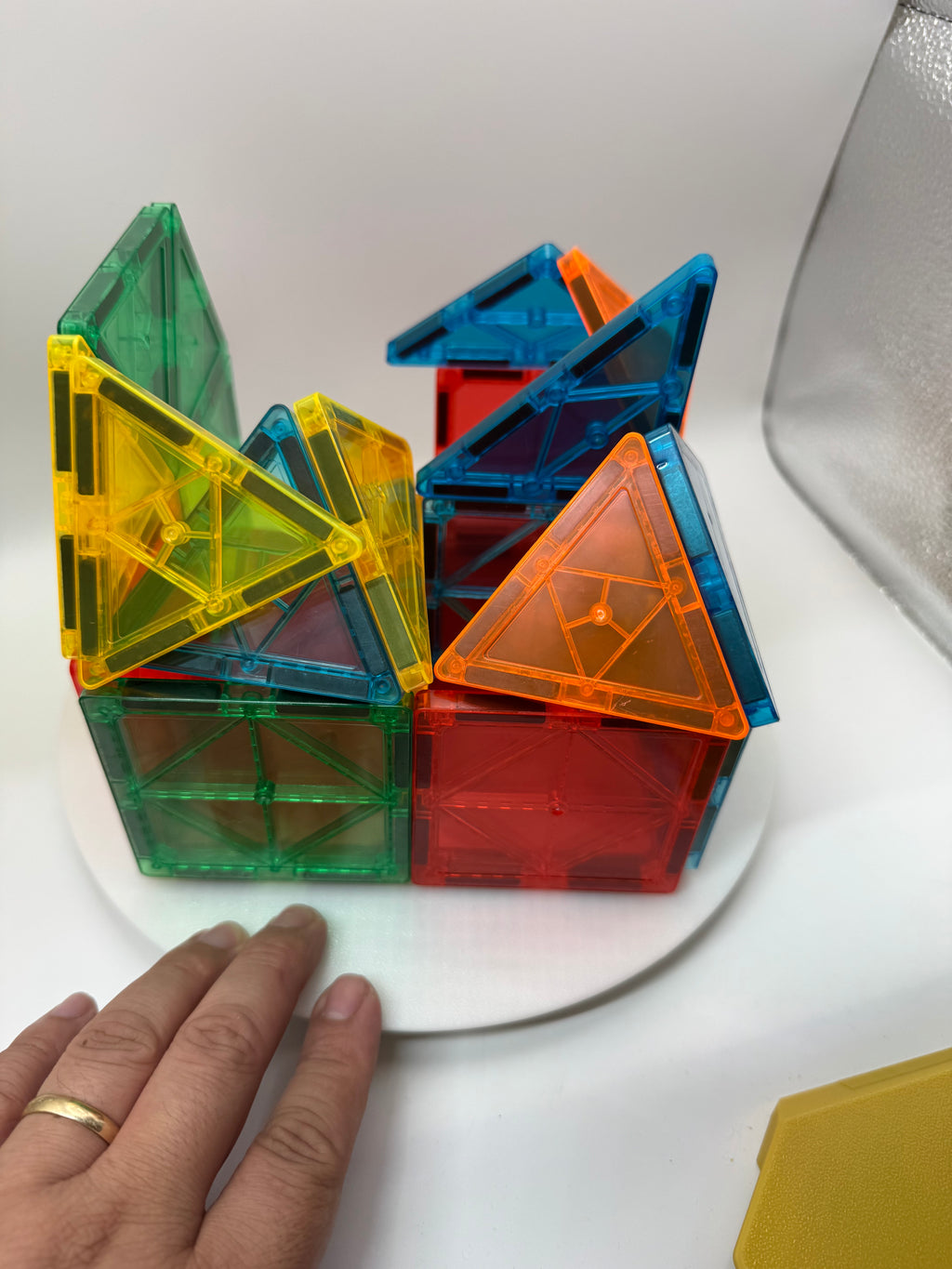 Magnetic tiles 24 pieces