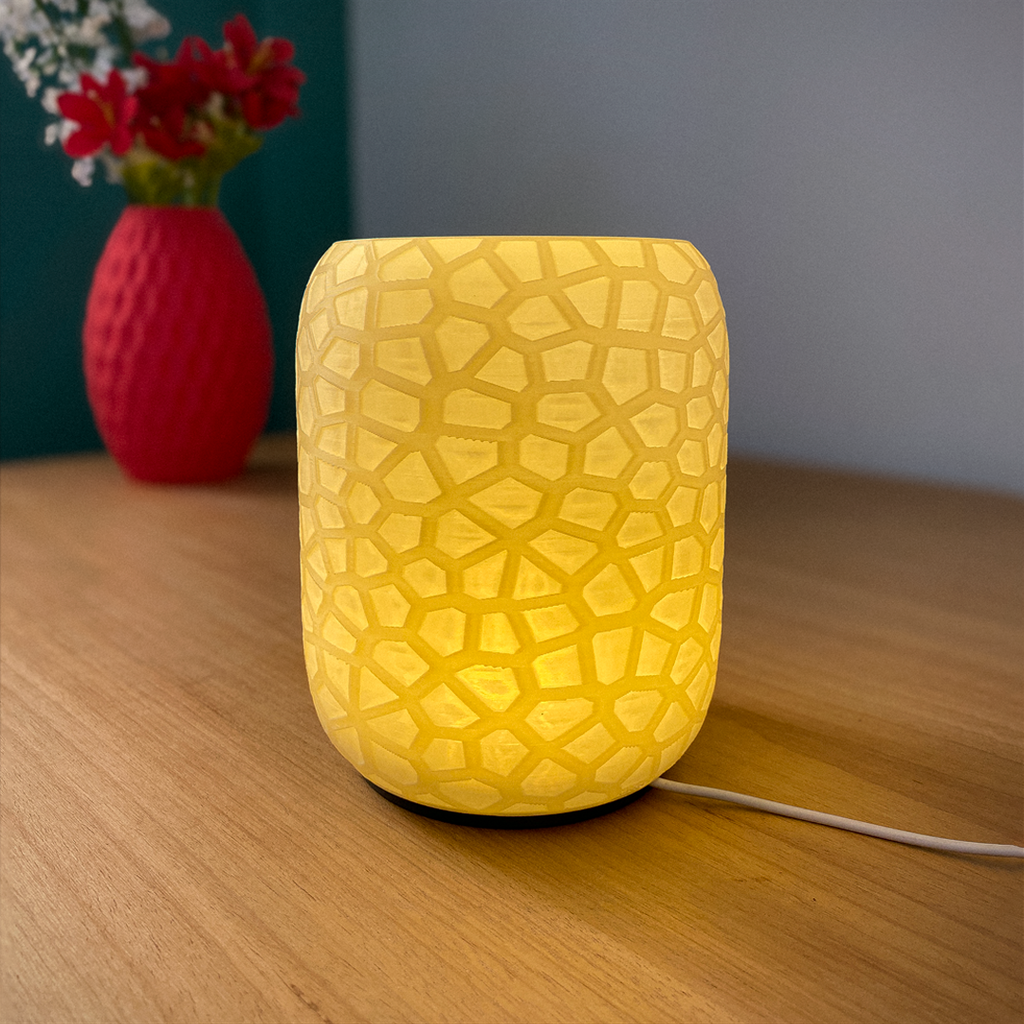 Voronoi Table Lamp
